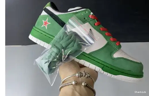 304292-302 Nike Dunk SB Low Heineken 0530